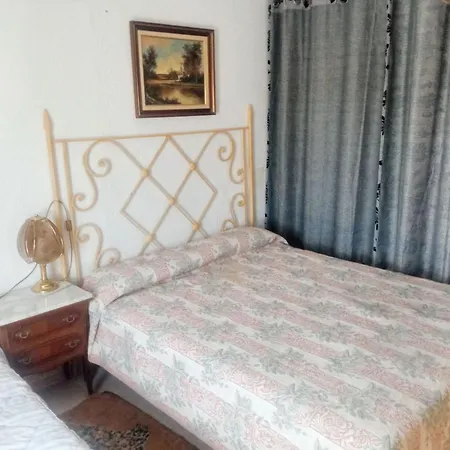 Spacious With Sea View In La Riera De Gaia דירה *