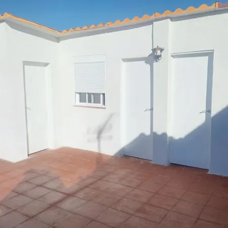 Spacious With Sea View In La Riera De Gaia דירה