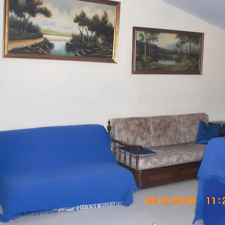 Spacious With Sea View In La Riera De Gaia דירה